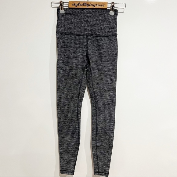 Lululemon Wunder Under High-Rise Tight *28" - Picture 3 of 9